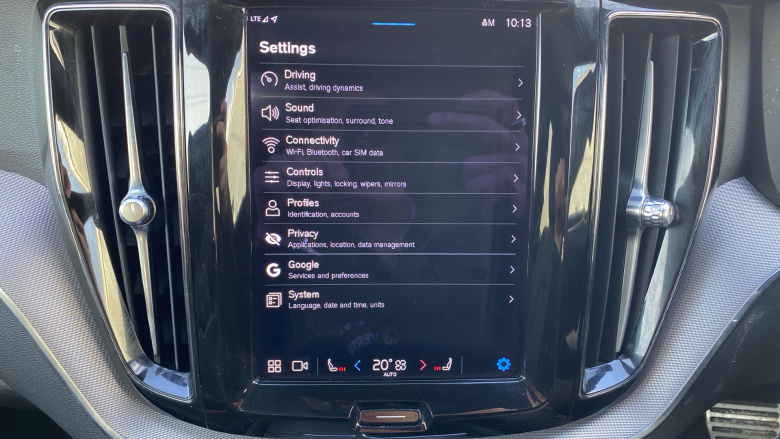 Volvo Xc60 2.0 T6 Recharge PHEV R DESIGN 5dr AWD Auto Estate